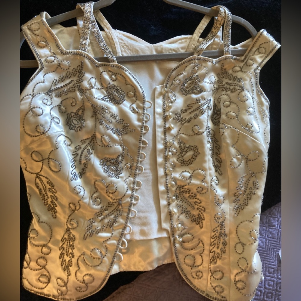 Vintage Victorian 20’s, 40’s Beaded top floral flap bustier ivory boddice blouse
